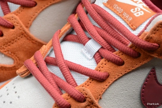 BQ6817-202 Russet Pro Cedar SB Nike Dark Dunk Low 1029